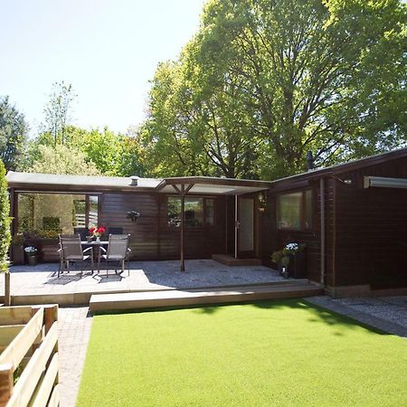 Relaxed Verblijf In Chalet Op De Veluwe Villa Putten Eksteriør billede